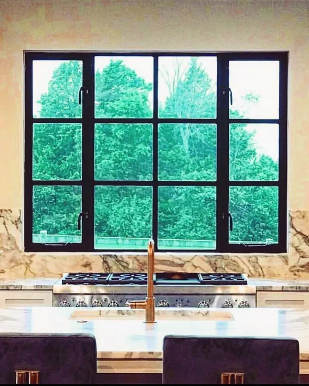 Casement Window — photo 3