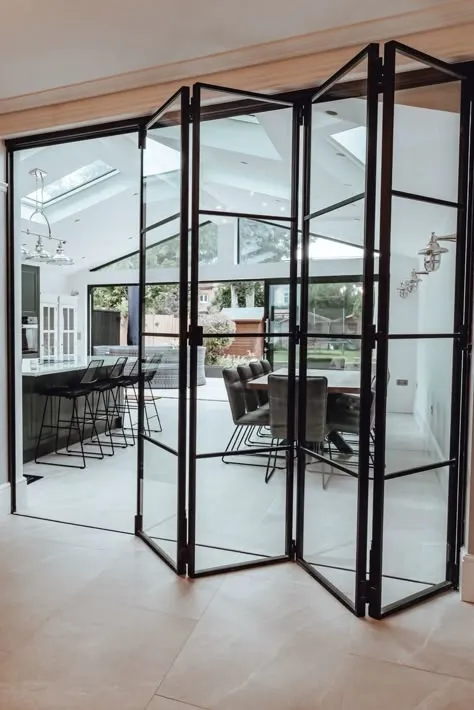 Folding Door — photo 2