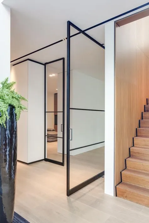 Pivot Door — photo 1